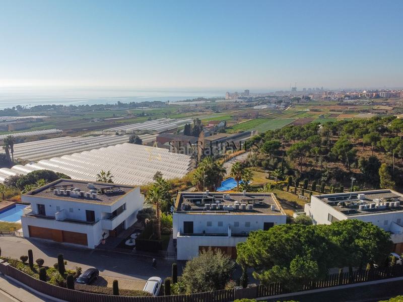 Foto ad93b6c2-67f6-446e-a572-a96c78826a82. Terreny residencial a Can Quirze Mataró