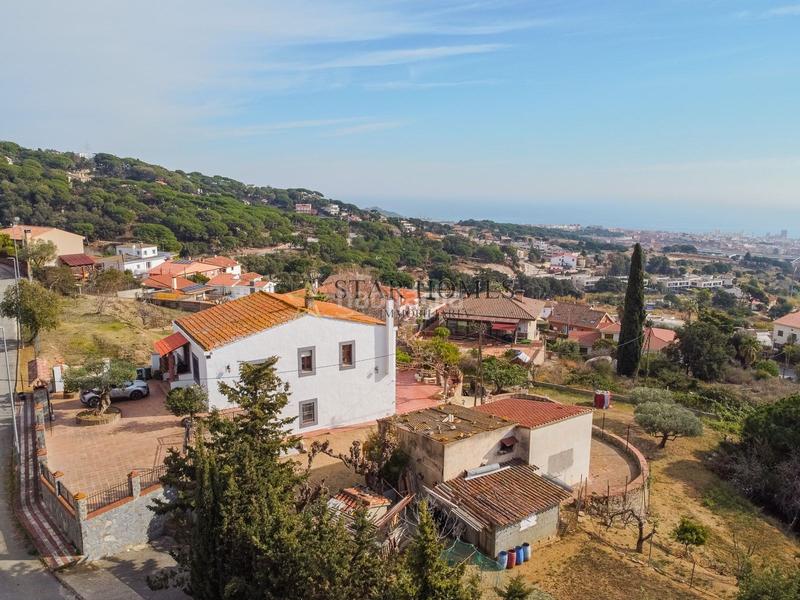 Foto 217f0a2c-5328-4797-9630-f5229ef0e2e5. Masia amb calefacció aparcament a Urbanitzacions Mataró