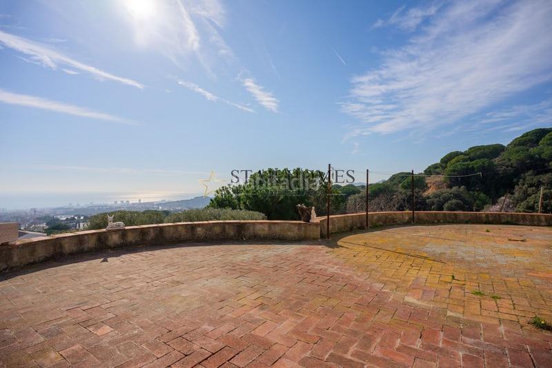 Foto 3e6711d6-01b3-4fd6-ac41-6c13857538fb. Masia amb calefacció aparcament a Urbanitzacions Mataró