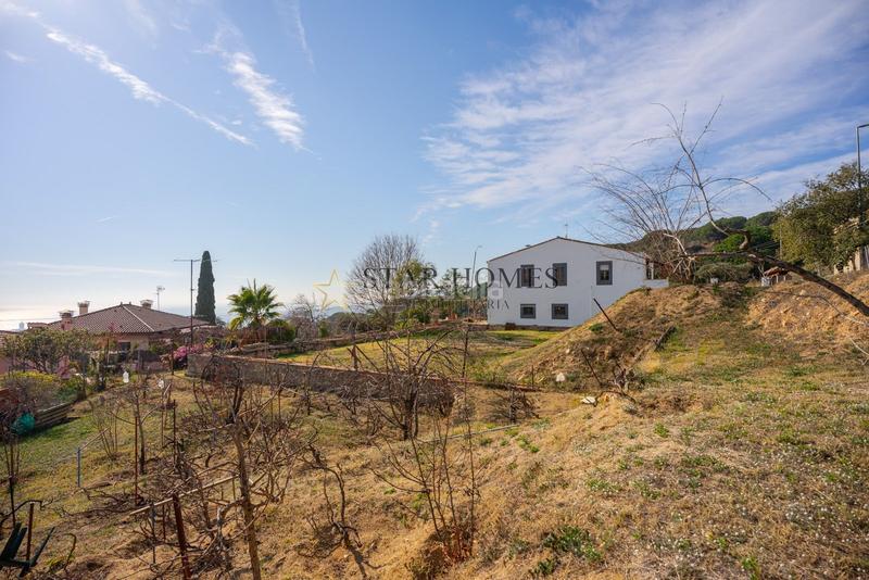 Foto 54d5d42a-e586-4b53-aac4-0b11813b7241. Masia amb calefacció aparcament a Urbanitzacions Mataró