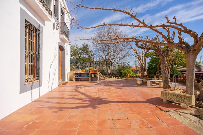 Foto 7dd8107f-e127-4be9-a206-e1da356fe210. Masia amb calefacció aparcament a Urbanitzacions Mataró