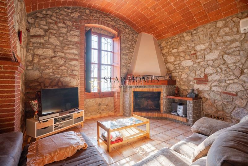 Foto 7eb82f5b-6d69-4268-a0bf-4112a8289b7c. Masia amb calefacció aparcament a Urbanitzacions Mataró