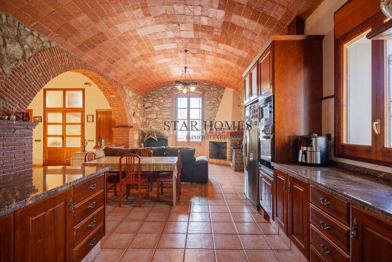 Foto 88eedefe-6eeb-4a66-aa90-31b43bdee0b1. Masia amb calefacció aparcament a Urbanitzacions Mataró