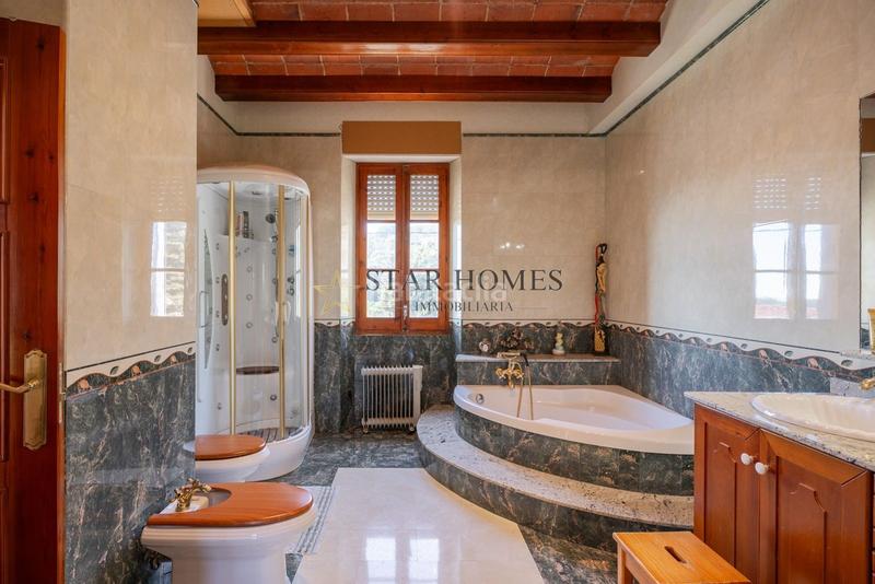 Foto b0fe1c5e-a443-4c3f-92f9-7cb7b9d40fe7. Masia amb calefacció aparcament a Urbanitzacions Mataró