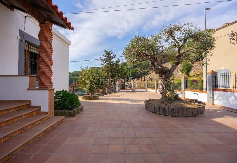 Foto b6030a8f-727a-4152-a570-1e3ceff3f985. Masia amb calefacció aparcament a Urbanitzacions Mataró