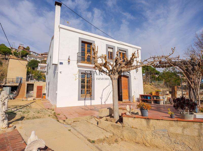 Foto fa0faf1f-a0f0-4bda-bac0-370cd1af7534. Masia amb calefacció aparcament a Urbanitzacions Mataró