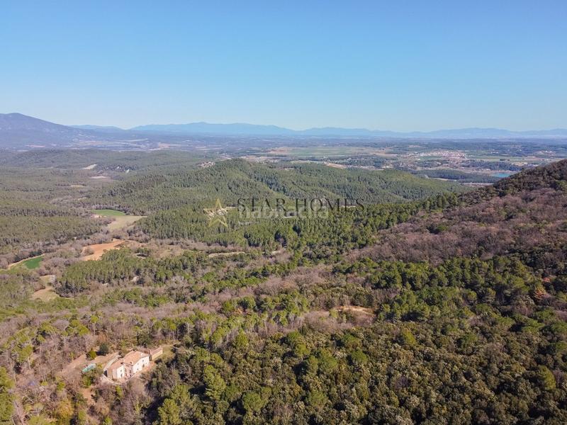Foto 5854d370-459f-4295-8725-6c02bc9e9c52. Masia amb calefacció aparcament piscina a Porqueres
