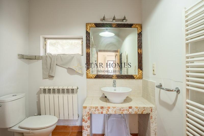 Foto 8fceb735-5c3d-4018-a33a-234803753ad2. Masia amb calefacció aparcament piscina a Porqueres