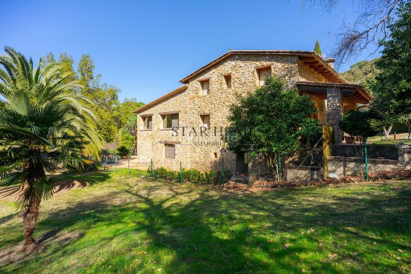 Foto ac968431-e7e7-4a72-bbe9-a18096236b2b. Masia amb calefacció aparcament piscina a Porqueres