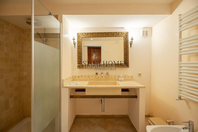 Foto c0932cb4-005b-4c56-aeb6-ed00813f5e7a. Masia amb calefacció aparcament piscina a Porqueres