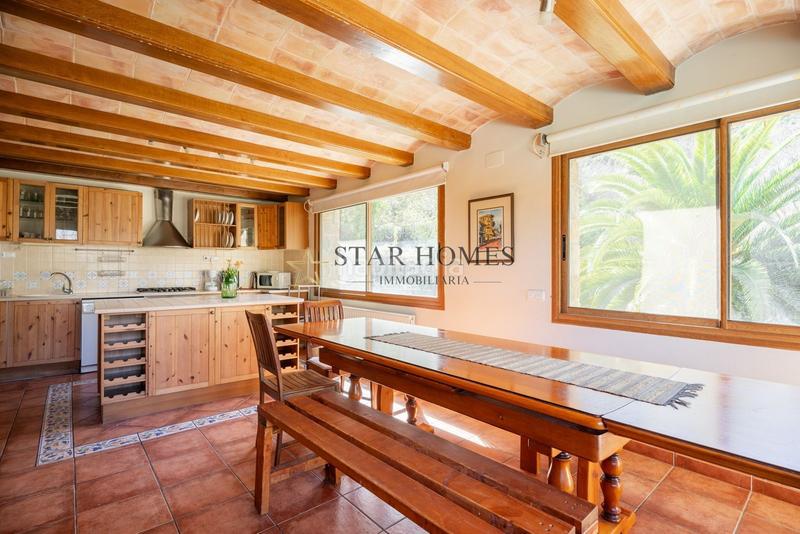 Foto c9e17926-7452-4c11-89e5-077c86c983cd. Masia amb calefacció aparcament piscina a Porqueres