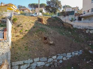 Finca rústica a Can Massuet del Far. Parcela de terreno en dosrius