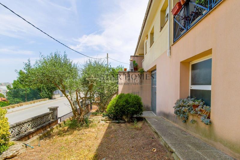 Foto 61721c92-0e7c-49cc-a6f0-08047f462cd0. Casa chalet esquinero en montornés del vallés en Montornès del Vallès