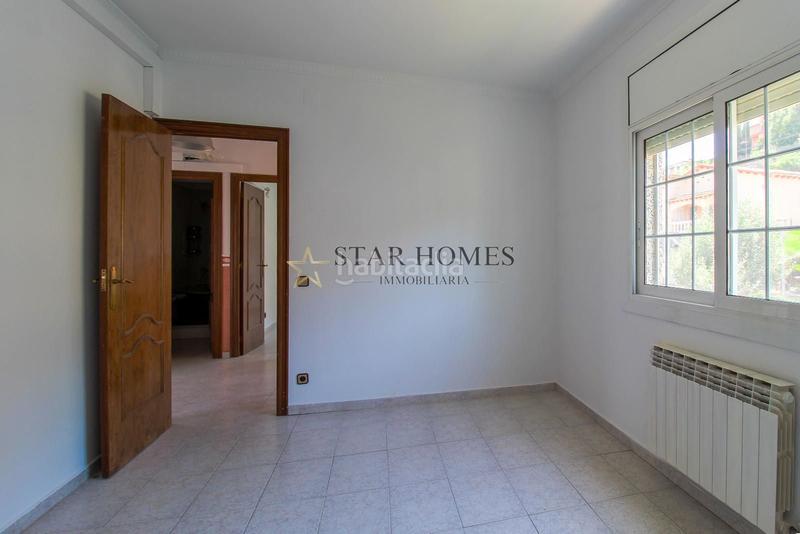 Foto 165fc7c1-268f-4bdc-8e51-6d7c37d89cfe. Chalet  independiente en montornés del vallés en Montornès del Vallès