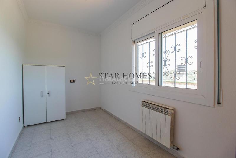 Foto 4471277f-f5d3-44a5-8d95-ea8592eec6cc. Chalet  independiente en montornés del vallés en Montornès del Vallès