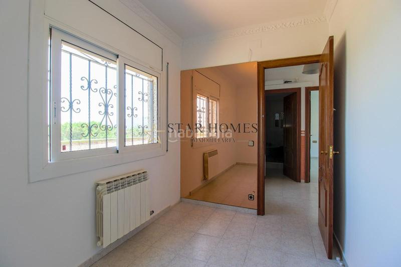 Foto 5a1bb251-6b91-477d-95ba-0eb404a76106. Chalet  independiente en montornés del vallés en Montornès del Vallès