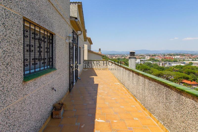 Foto a2a140a6-be05-4770-9619-ed109a2b5e72. Chalet  independiente en montornés del vallés en Montornès del Vallès