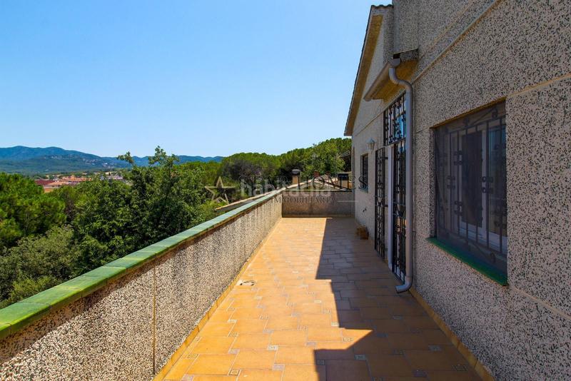 Foto c866eac1-80ee-4924-a0c6-6434d4cbb3ae. Chalet  independiente en montornés del vallés en Montornès del Vallès