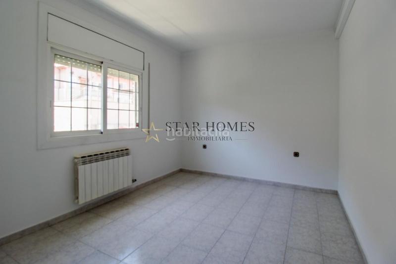 Foto cd00dacb-e938-49f6-9002-c23652a27764. Chalet  independiente en montornés del vallés en Montornès del Vallès