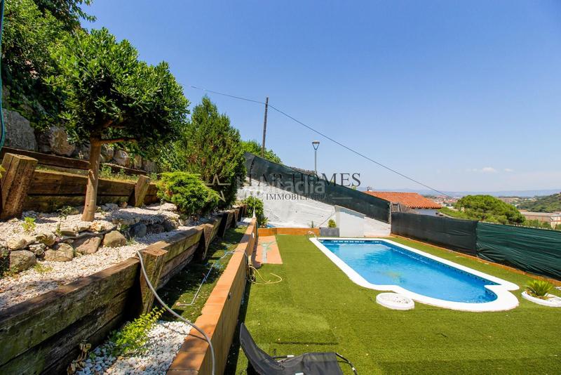 Foto e2f9a760-be61-4233-b062-7ba7db9f4d64. Chalet  independiente en montornés del vallés en Montornès del Vallès