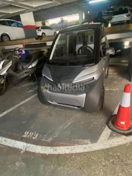 Foto a58a515d-cb45-47b4-ad9c-d71a8d329b4f. Car parking in casp 51 in Dreta de l´Eixample Barcelona