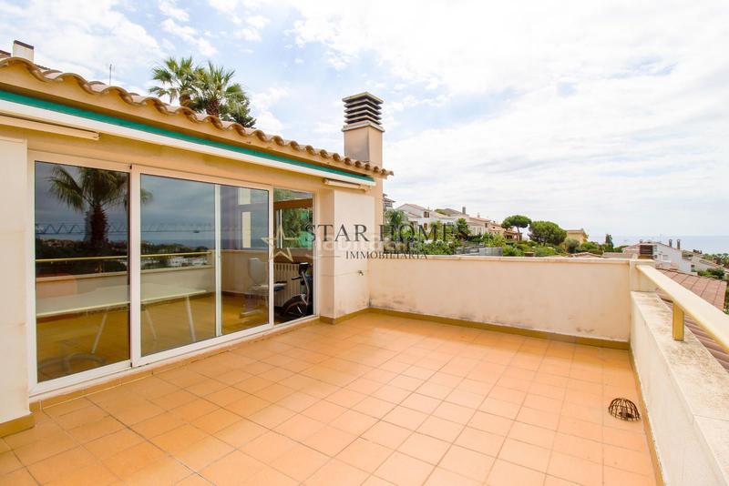 Foto 03eb2e56-dd45-4eda-9d05-28e2f3ee5807. Chalet con riscaldamento parcheggio piscina in Teià