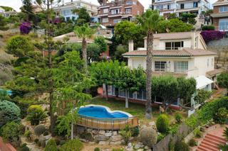Xalet a Teià. Chalet independiente en teià
