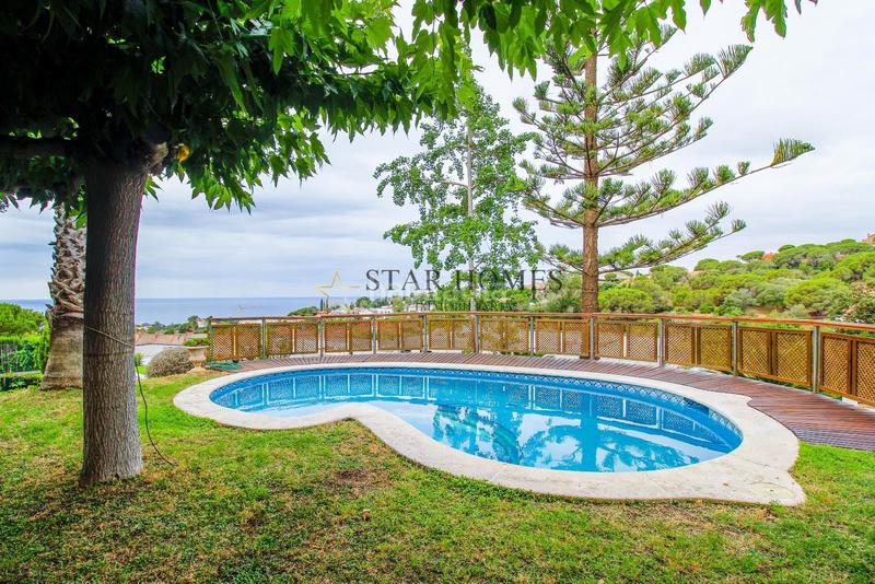 Foto 5b8e83f0-65ed-4020-a9ce-e313cbceaa5d. Chalet con riscaldamento parcheggio piscina in Teià