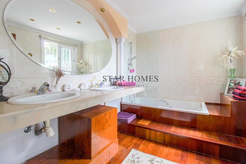 Foto 651a34e1-0124-482e-9e08-e82b90681a96. Chalet con riscaldamento parcheggio piscina in Teià