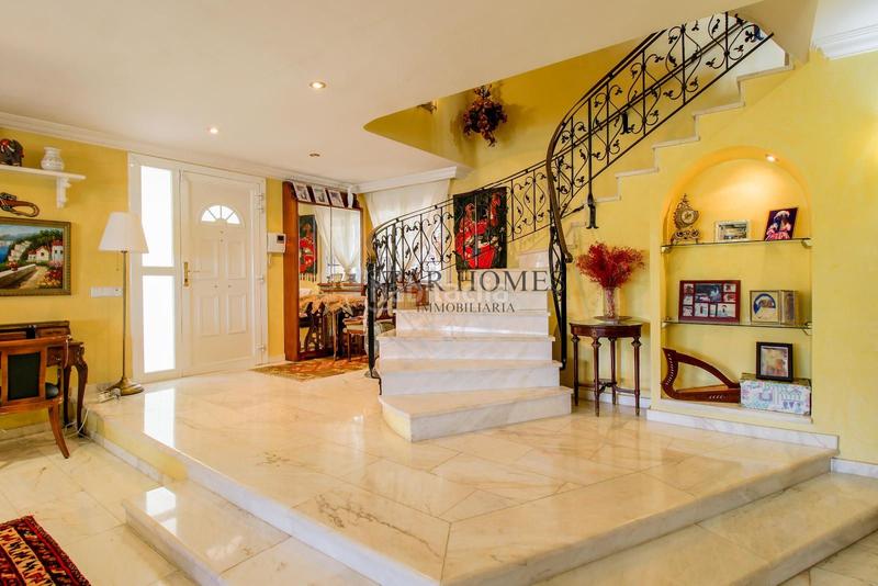 Foto 90463b58-6407-4d38-900f-1de7f5748617. Chalet con riscaldamento parcheggio piscina in Teià