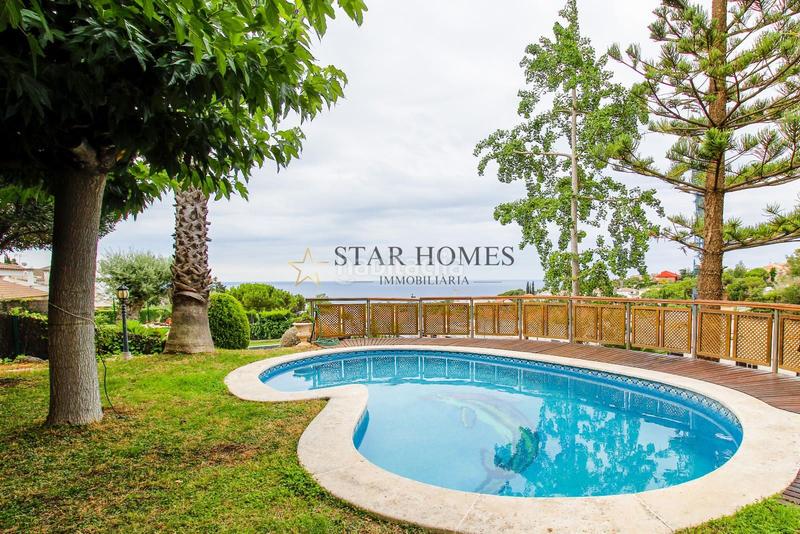 Foto f1ec117d-72e1-47be-8ff6-31656cc0fd99. Chalet con riscaldamento parcheggio piscina in Teià