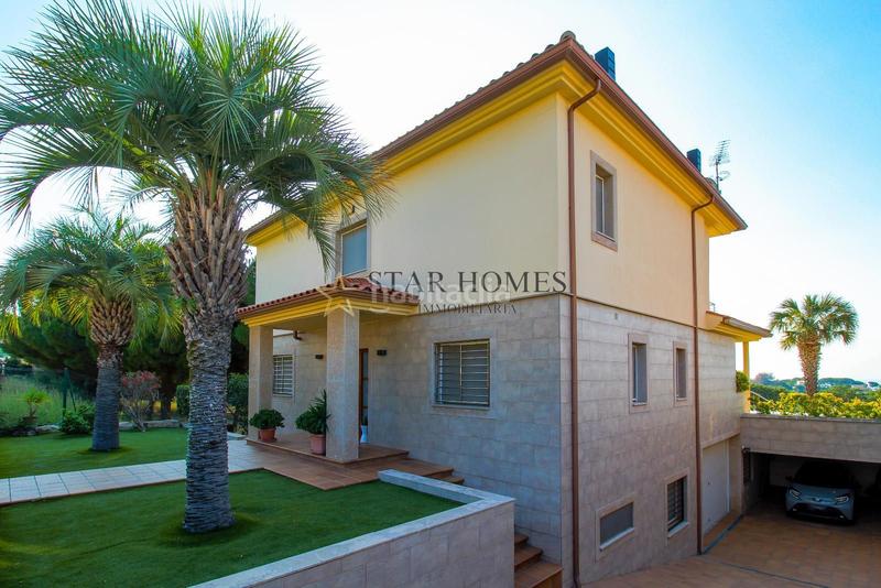 Foto 07acdf79-b3df-4ed0-8be1-fe78a2203991. Chalet avec chauffage parking piscine dans Roca Grossa Lloret de Mar