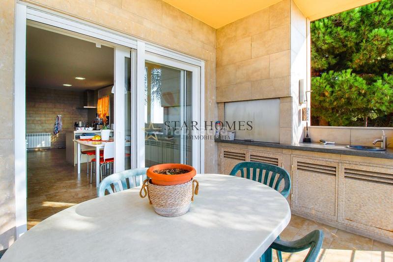 Foto 192b9cab-04e8-4aa0-bfa2-38fc19a8f9c8. Chalet avec chauffage parking piscine dans Roca Grossa Lloret de Mar