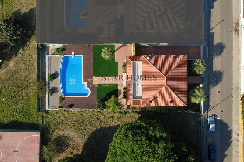 Foto 3820276f-f9b4-47e0-8a40-c19ea790da66. Chalet avec chauffage parking piscine dans Roca Grossa Lloret de Mar