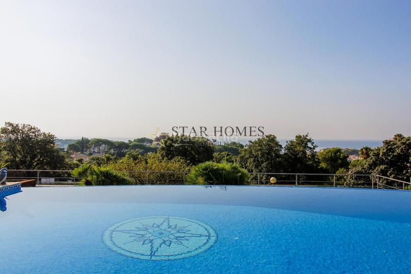 Foto 6b21fd04-21fc-45b2-8b01-8f56928d961a. Chalet avec chauffage parking piscine dans Roca Grossa Lloret de Mar