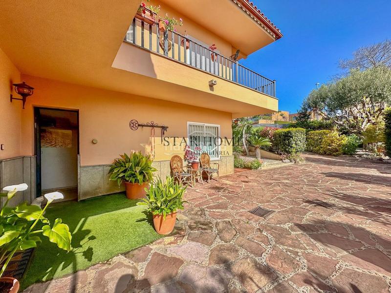 Foto a2c0f8d8-9143-46a9-88f1-ca4553acfad5. Chalet  independiente en Can Quirze Mataró