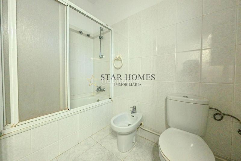 Foto 18470d41-9795-47a6-8edf-7b9c092f7e77. Xalet amb calefacció aparcament piscina a Vilanova del Vallès