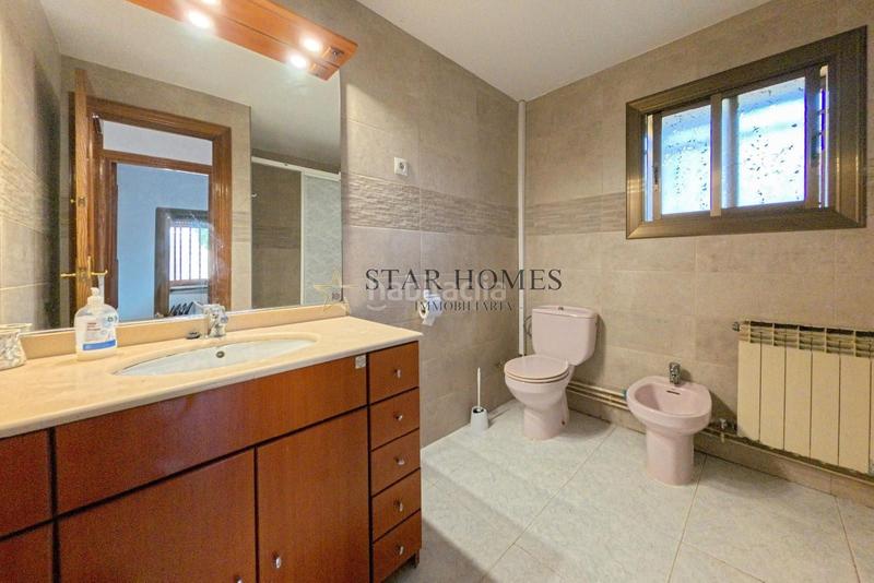 Foto 3804b1c1-8a84-4549-a271-abfd29037b81. Xalet amb calefacció aparcament piscina a Vilanova del Vallès