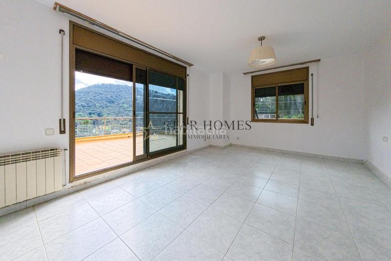 Foto 458d7d30-48f6-427c-8255-be4948634deb. Xalet amb calefacció aparcament piscina a Vilanova del Vallès