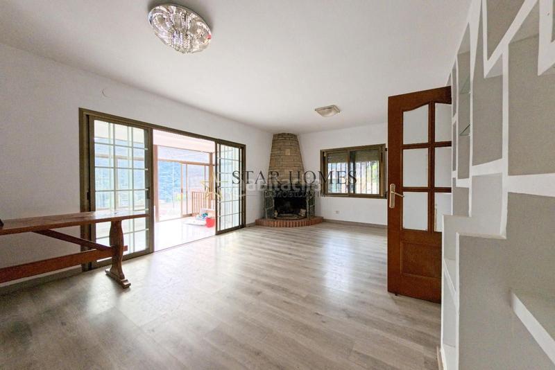 Foto 48f51ccd-0e0c-4c8b-b587-1ce6683809ca. Xalet amb calefacció aparcament piscina a Vilanova del Vallès