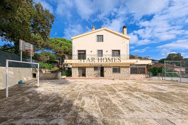 Foto 4df60e2b-42db-4ac3-b28f-2e8894b78e98. Xalet amb calefacció aparcament piscina a Vilanova del Vallès