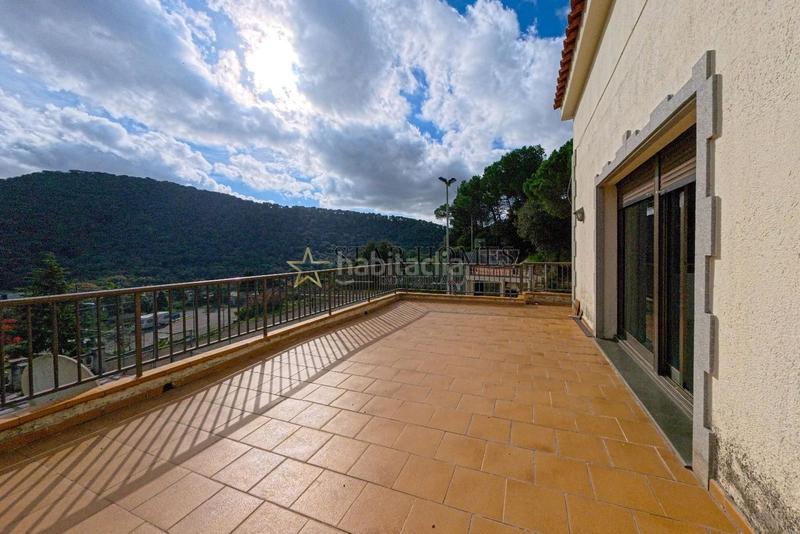 Foto 78ceeb22-b377-4bf2-a520-ea3b8ffdd033. Xalet amb calefacció aparcament piscina a Vilanova del Vallès