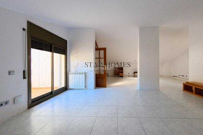 Foto b61b2dc9-263c-4e2b-988f-298374c462d3. Xalet amb calefacció aparcament piscina a Vilanova del Vallès