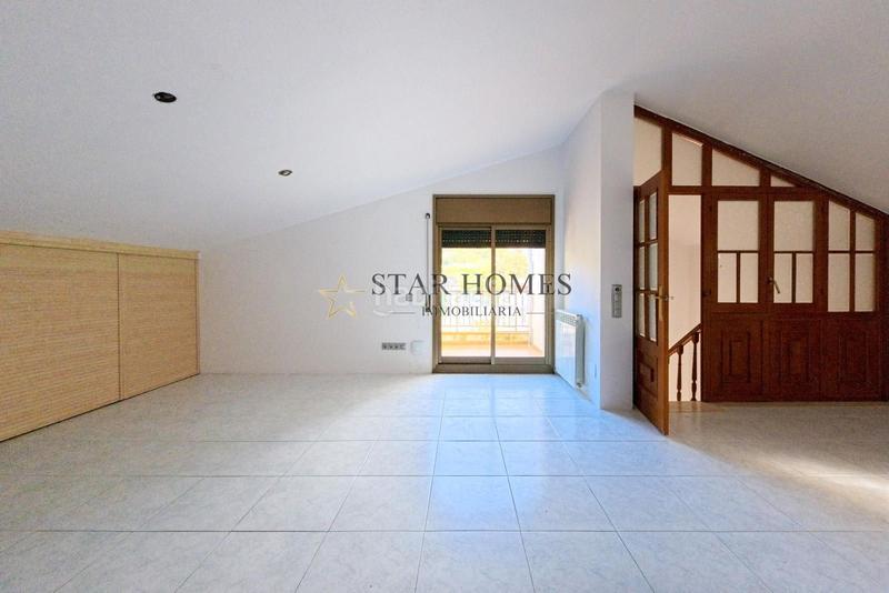 Foto cc729c3b-e86f-4d74-ab36-2bb34e586a94. Xalet amb calefacció aparcament piscina a Vilanova del Vallès