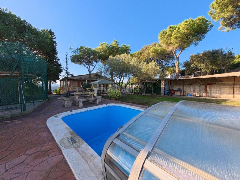 Foto 0641653b-125a-4981-9db9-698cca3f5d7c. Chalet con parcheggio piscina in Vilanova del Vallès