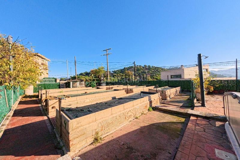 Foto 1c578cd0-0d0b-4ed4-bee4-c3ad83ec402f. Chalet con parcheggio piscina in Vilanova del Vallès