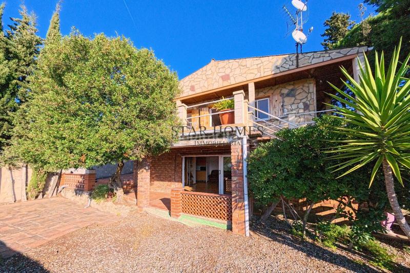 Foto 797acc12-8f8e-4d64-b126-1889dd9e5e90. Chalet con parcheggio piscina in Vilanova del Vallès