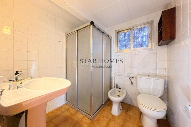 Foto 80695286-1200-44eb-9796-bc9c4be3c49c. Chalet con parcheggio piscina in Vilanova del Vallès