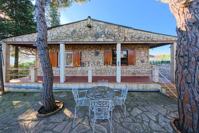 Foto ba0d56a1-cabd-48aa-b0dc-8b74d330f0a1. Chalet con parcheggio piscina in Vilanova del Vallès