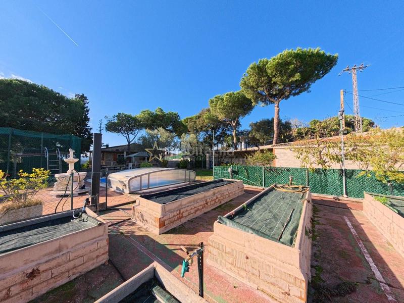 Foto bccde212-47af-4640-bc0b-a9e69c990272. Chalet con parcheggio piscina in Vilanova del Vallès